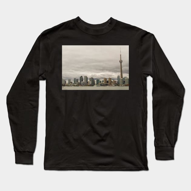 Toronto Skyline © Long Sleeve T-Shirt by PrinceJohn